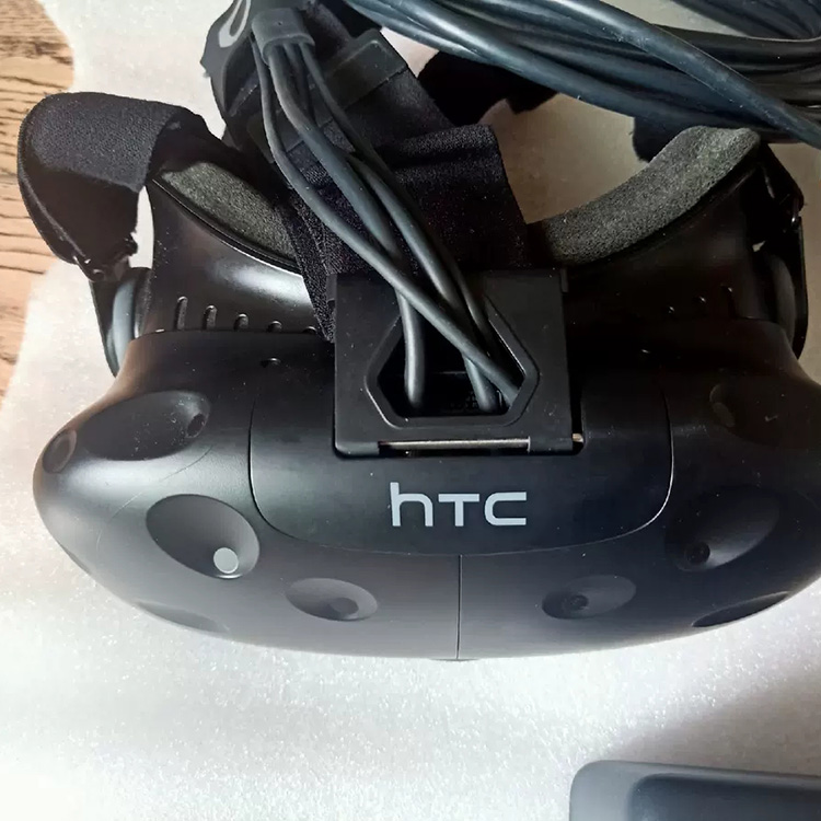 HTC VIVE眼鏡全國(guó)租賃，vr游戲主機(jī)，投影儀出租，VR體驗(yàn)設(shè)備整套租賃